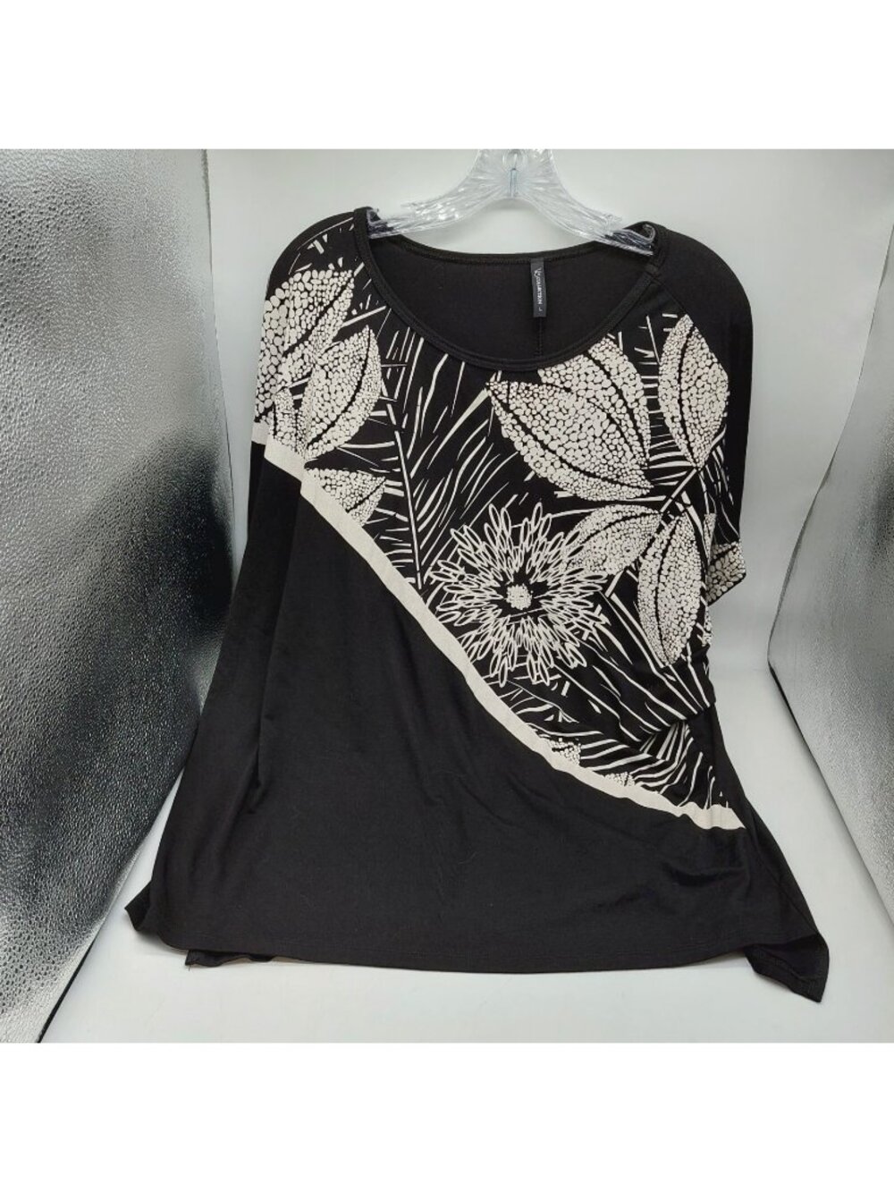 Victoria Secret Women's Size Large Blouse Top Black & White Floral